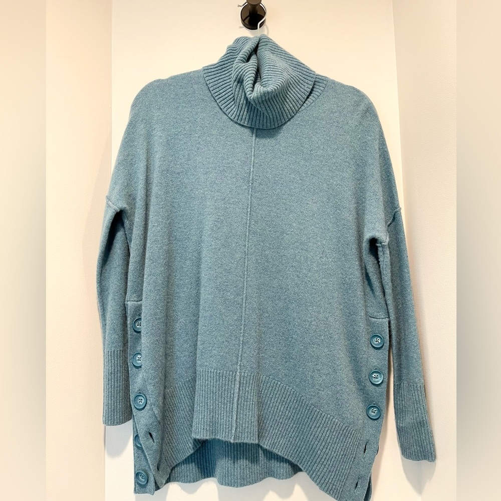 Max Studio 2 Ply 100% Cashmere Turtleneck NWT in XS Blue